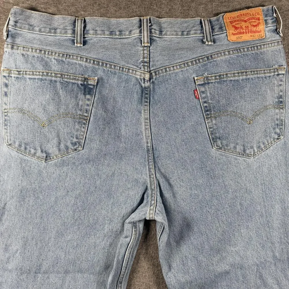 Levis 550 Jeans Mens 42x30 Light Wash Blue Relaxed Tapered Denim Distressed